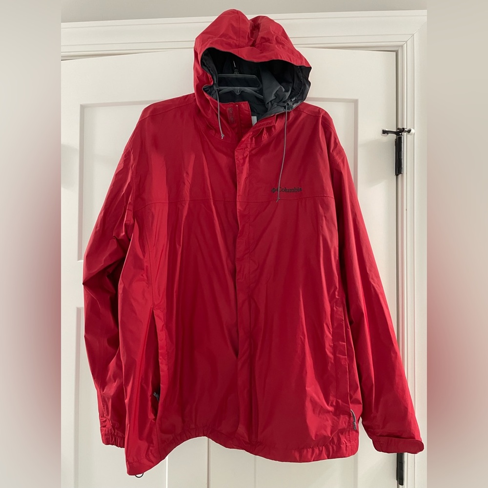 Columbia men’s red XL Raincoat, mesh lined